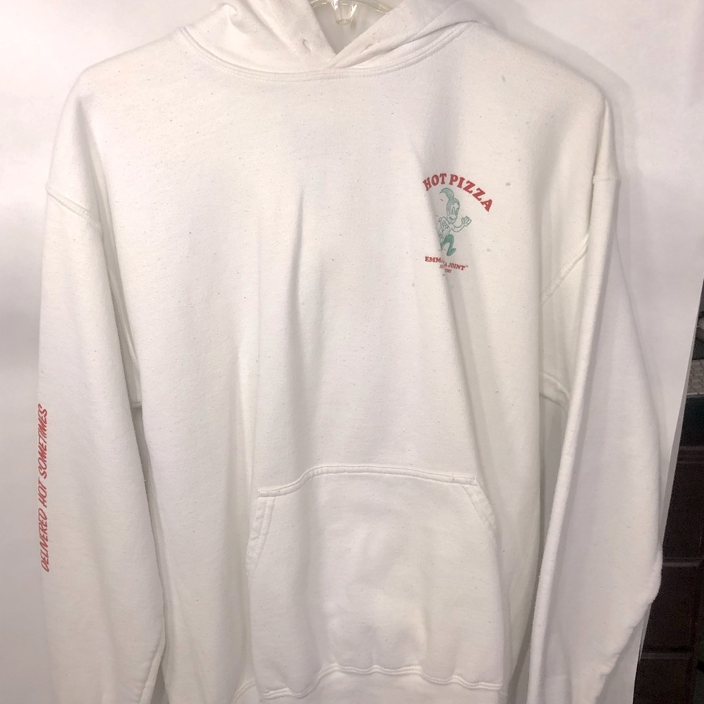 emma chamberlain merch size medium